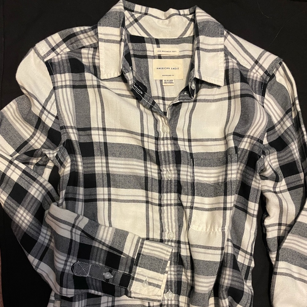 Black and White Flannel size XS
